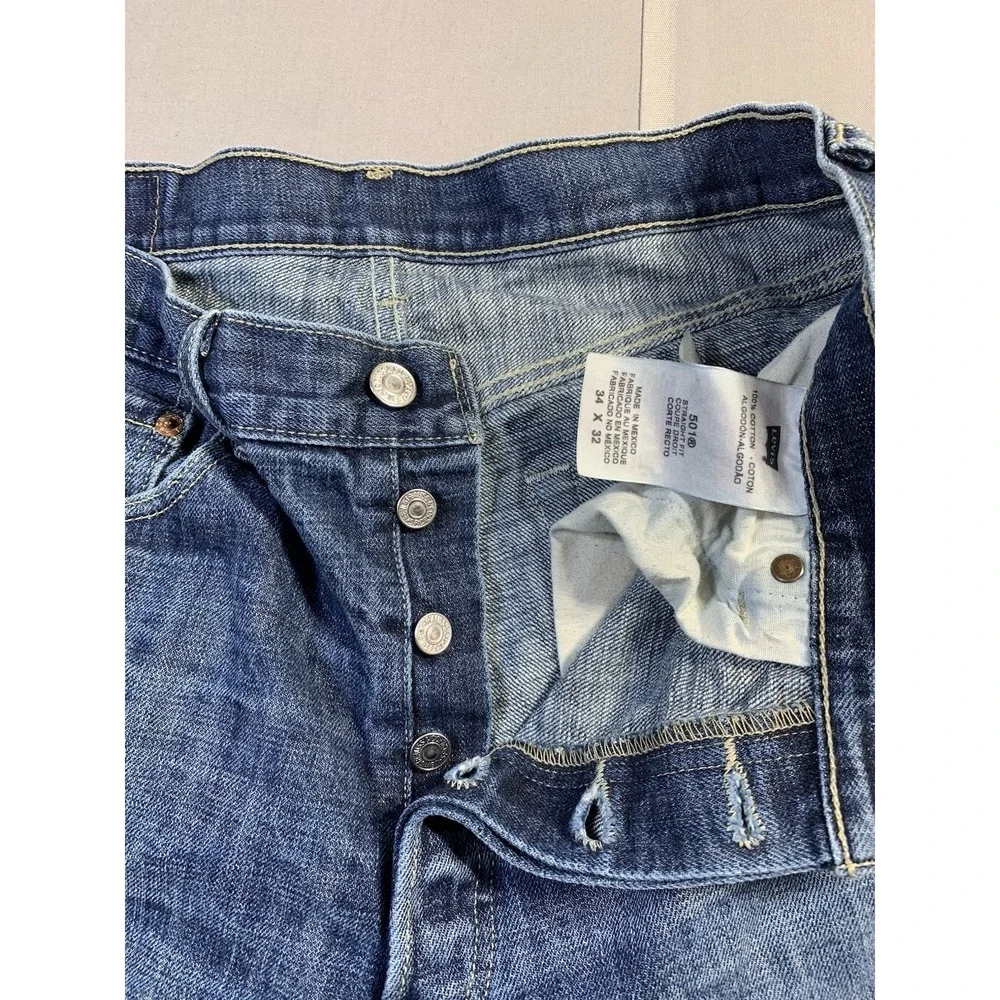 Levis 501 Men's Size 34x32 Button Fly Blue Jeans Straight Leg